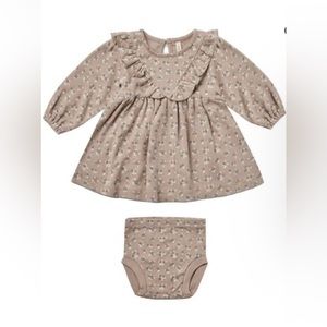 Quincy Mae Ruffle V floral dress and bloomer set